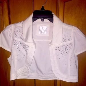 ✨3 FOR $18✨ MIX & MATCH… “JUSTICE” WHITE CROPPED JEAN JACKET, GIRLS SIZE 12/14